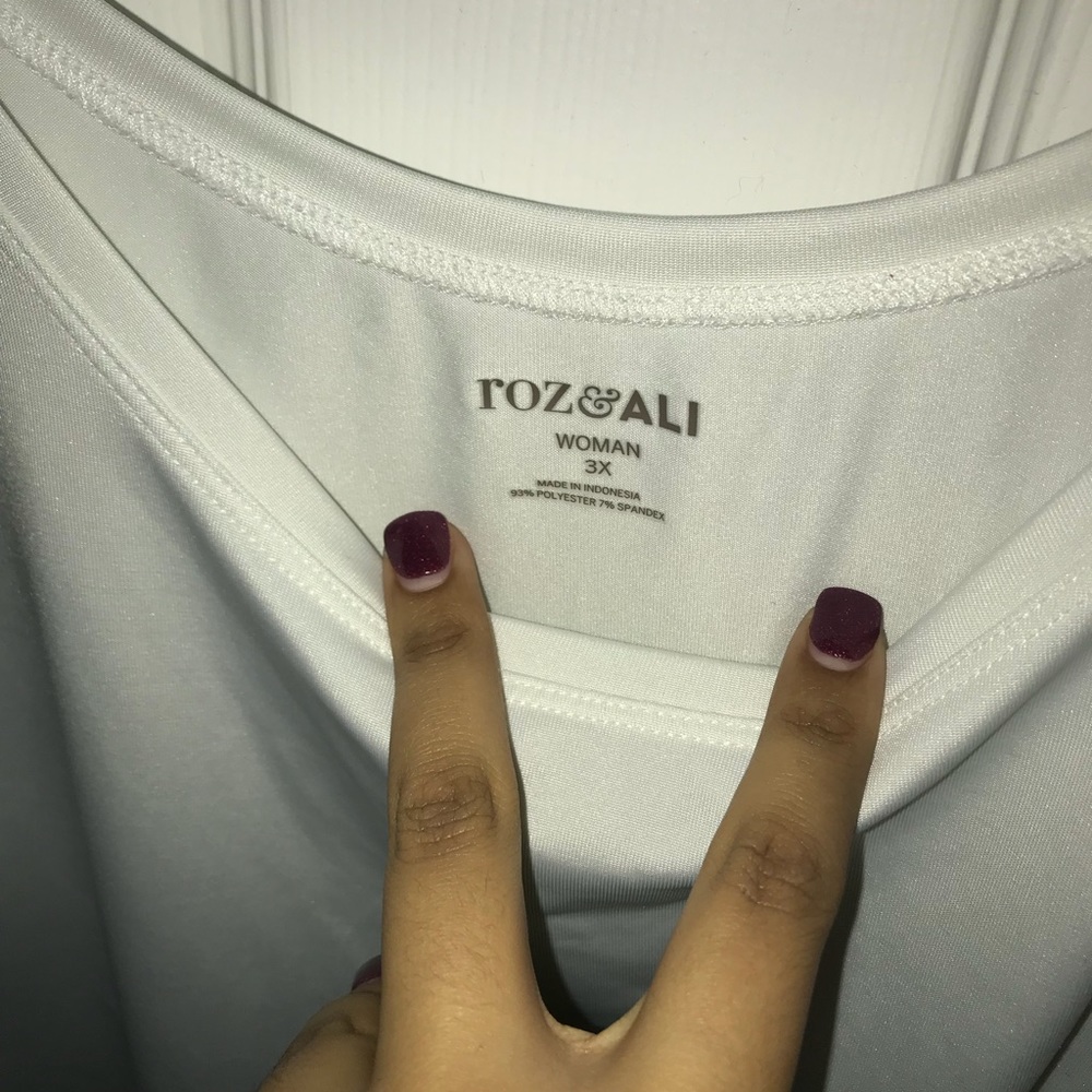 white tank - Picture 2 of 2